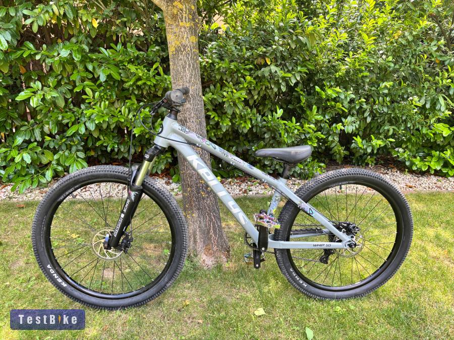 Kellys Whip 10 Moonlight Grey M-es vázméret