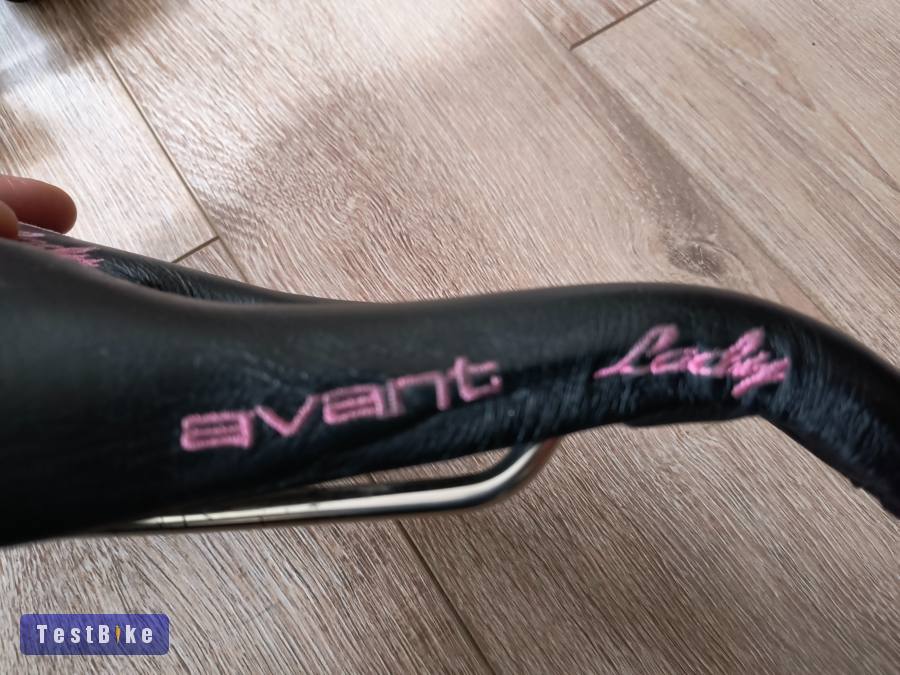 Kerékpár nyergek /Selle Italia,Selle SMP, Cube, Merida/