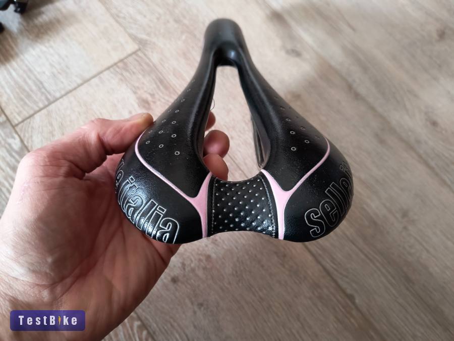 Kerékpár nyergek /Selle Italia,Selle SMP, Cube, Merida/