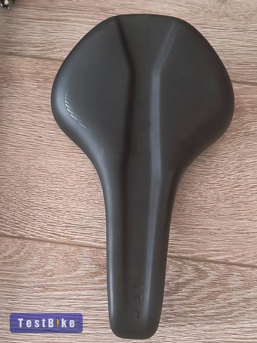 Kerékpár nyergek /Selle Italia,Selle SMP, Cube, Merida/