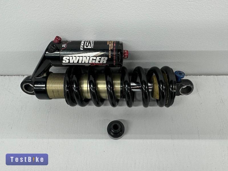 Keresek Manitou Swinger 200-as tagot