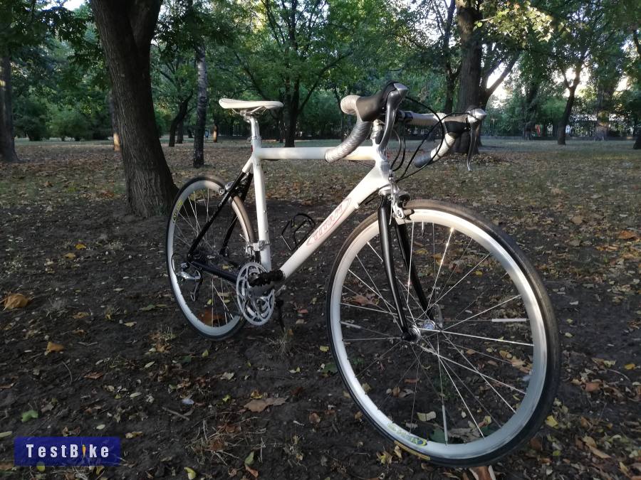 Keresem: Titan 26-os (gyerek) országúti