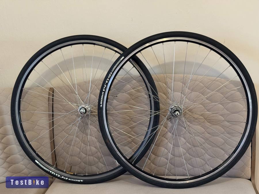 Kettő Ambrosio kerékszett