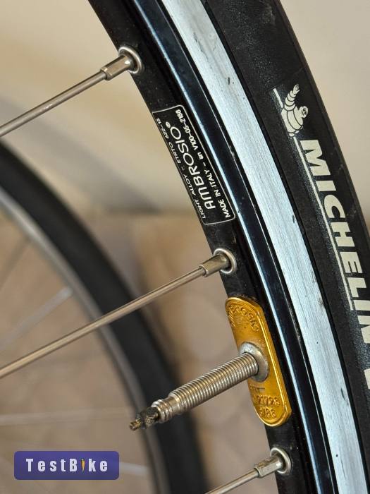 Kettő Ambrosio kerékszett