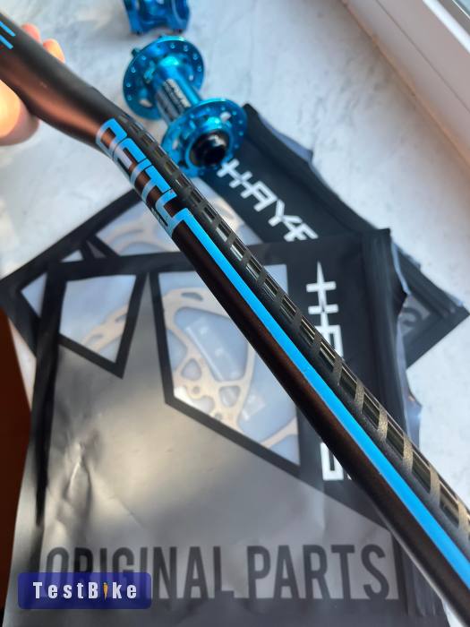 Keveset használt Deity Racepoint 35 780mm kormány
