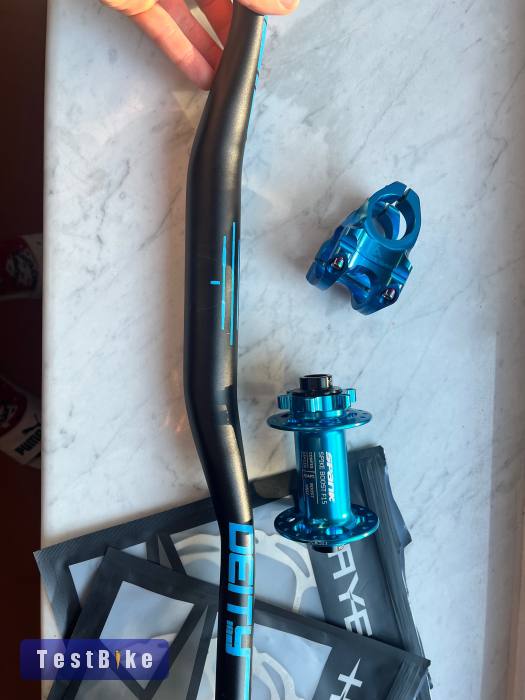 Keveset használt Deity Racepoint 35 780mm kormány