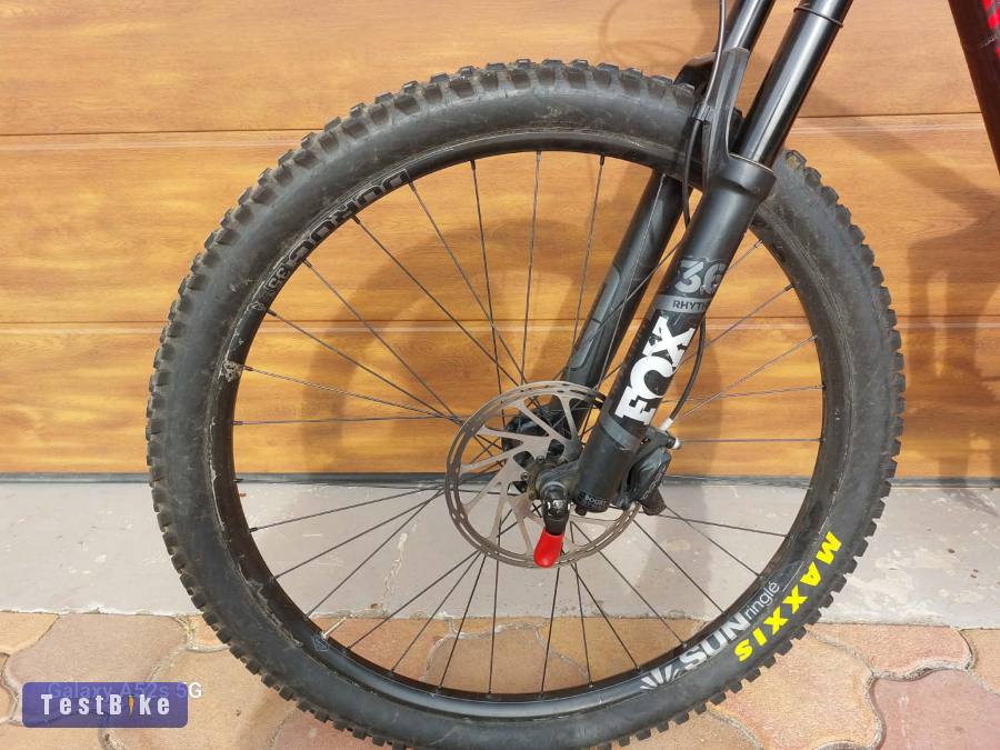 Kihasználatlanság miatt eladóvá vált az enduro bringám