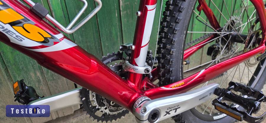 Kinesis 26" XT felszereltségű gyönyörű mtb