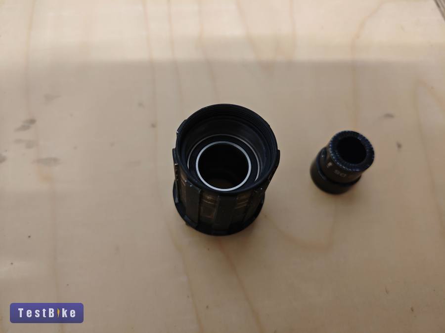 Kiváló állapotú Garmin Tacx Shimano Rotor 