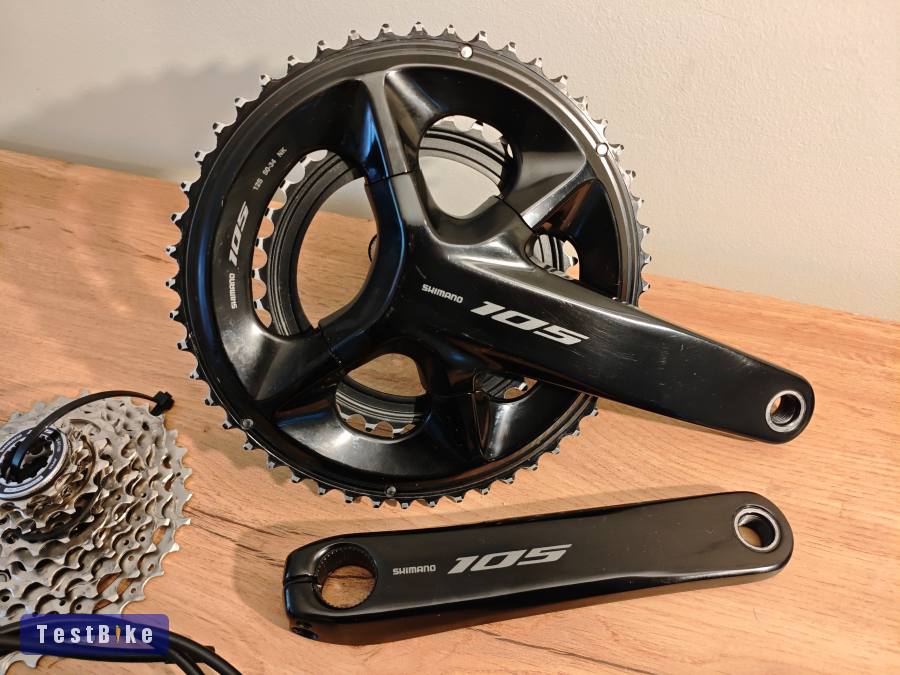 Kiváló állapotú Shimano 105 di2 szett 2×12