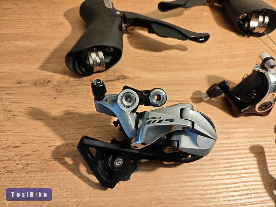 Kiváló állapotú Shimano 105 mechanikus kis szett 2×11