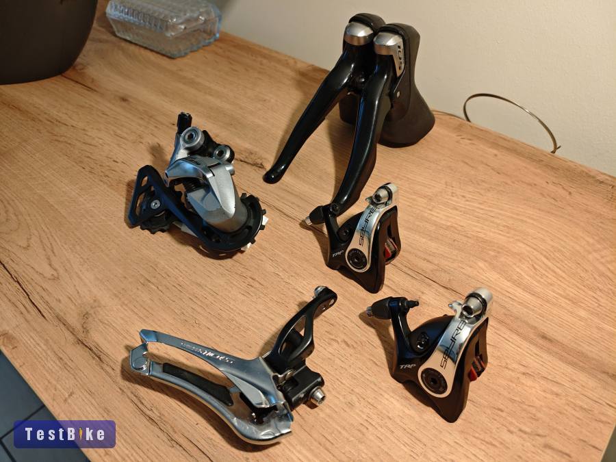 Kiváló állapotú Shimano 105 mechanikus kis szett 2×11