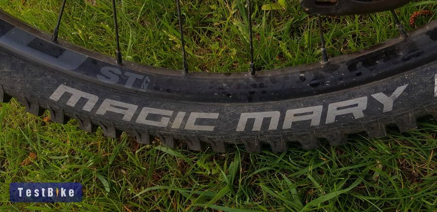 Kona Blast 2021 – dropper, ZEE fék, Magic Mary – 27.5