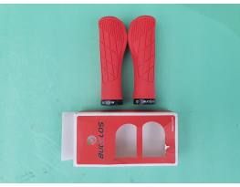 Kormány markolat, csavaros rögzítéssel.