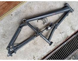 Kraftstoff összteleszkópos mtb váz 26"