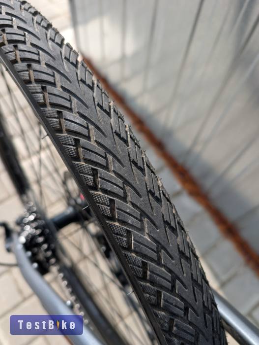 Kross Evado 5.0 – újszerű, garanciás, kb. 100 km