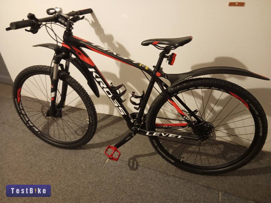 Kross level 1.0 MTB kerékpár eladó.