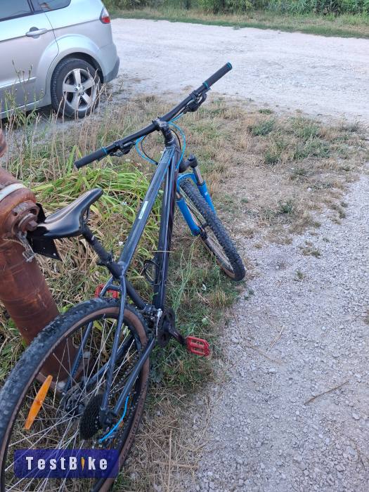 KTM Chicago 291 ritka színállásban + ajándék kiegészítő
