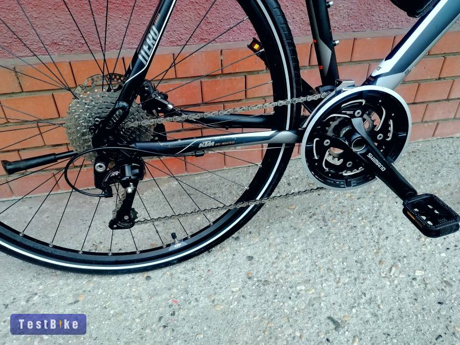 Ktm  itero  cross, 28-as, szép  állapotú  trekking, full shimano