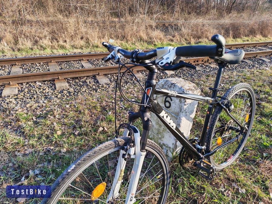 KTM Life Action trekking kerékpár