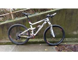 KTM Lycan össztelós