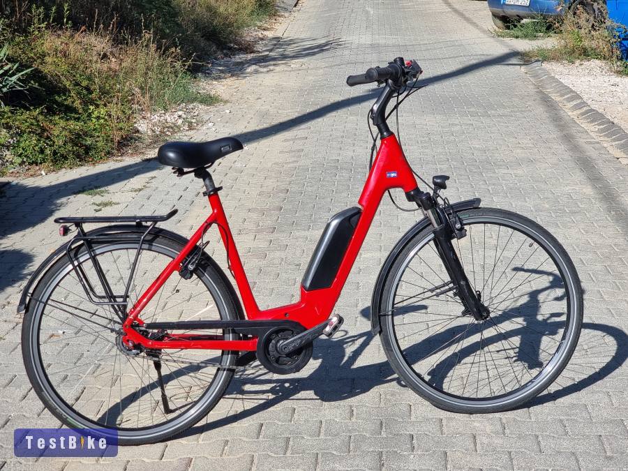 KTM mélyvázas Bosch ebike Shimano Nexus agyváltó Magura hydro fé