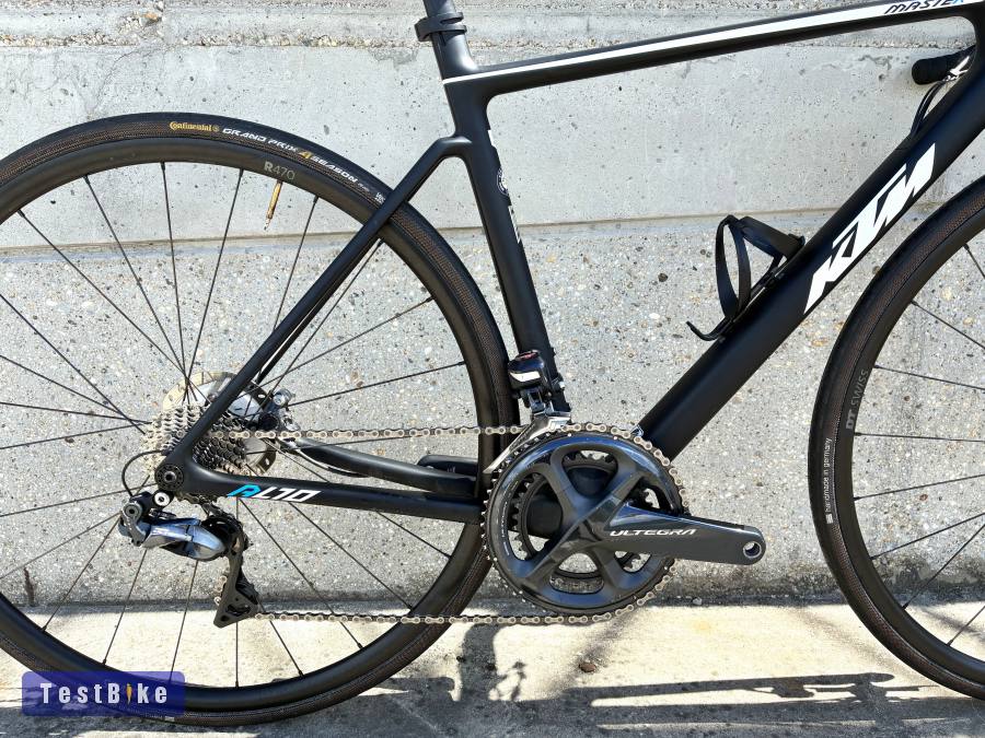 KTM Revelator Disc/ Di2 Ultegra elektromos váltással.S méret