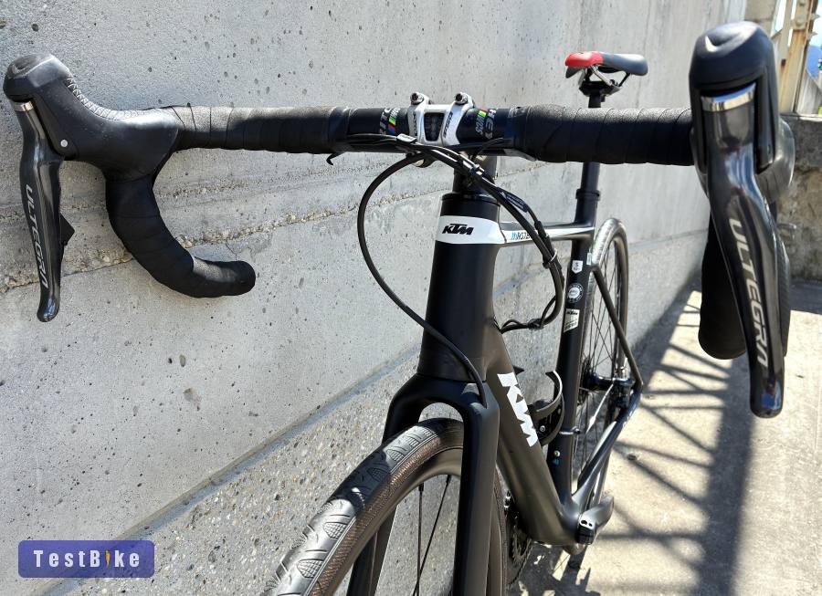 KTM Revelator Disc/ Di2 Ultegra elektromos váltással.S méret