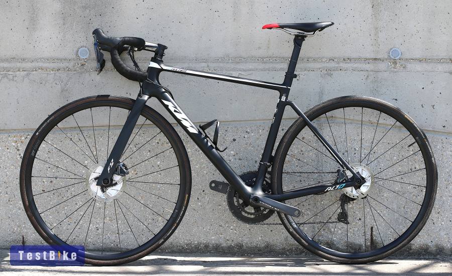 KTM Revelator Disc/ Di2 Ultegra elektromos váltással.S méret
