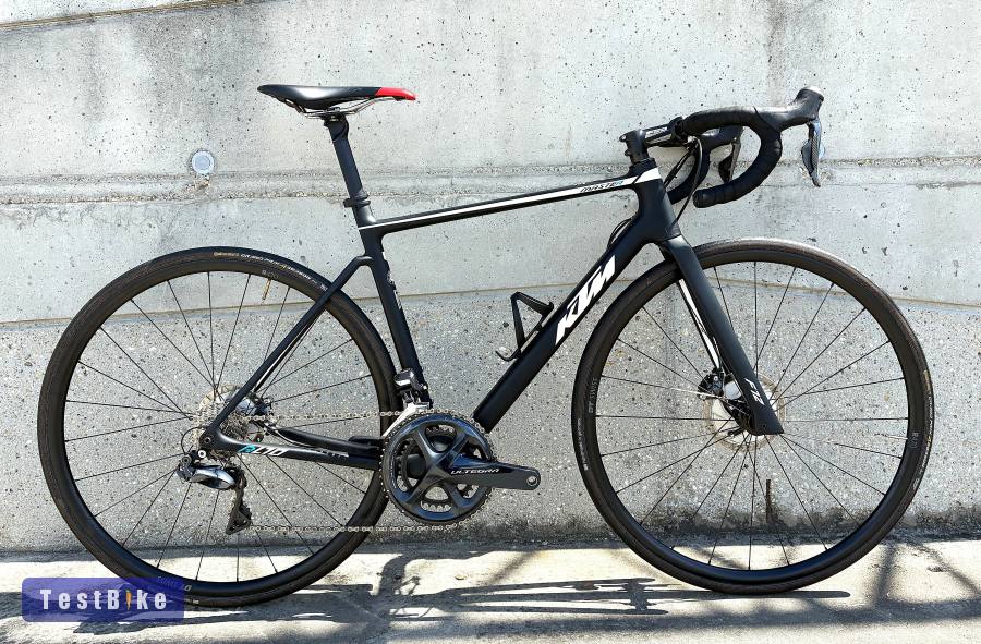 KTM Revelator Disc/ Di2 Ultegra elektromos váltással.S méret