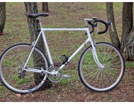 KTM Strada országúti 62cm nagy váz, felújítva keveset futott