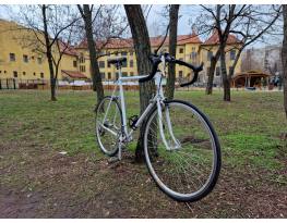 KTM Strada országúti 62cm nagy váz, felújítva keveset futott