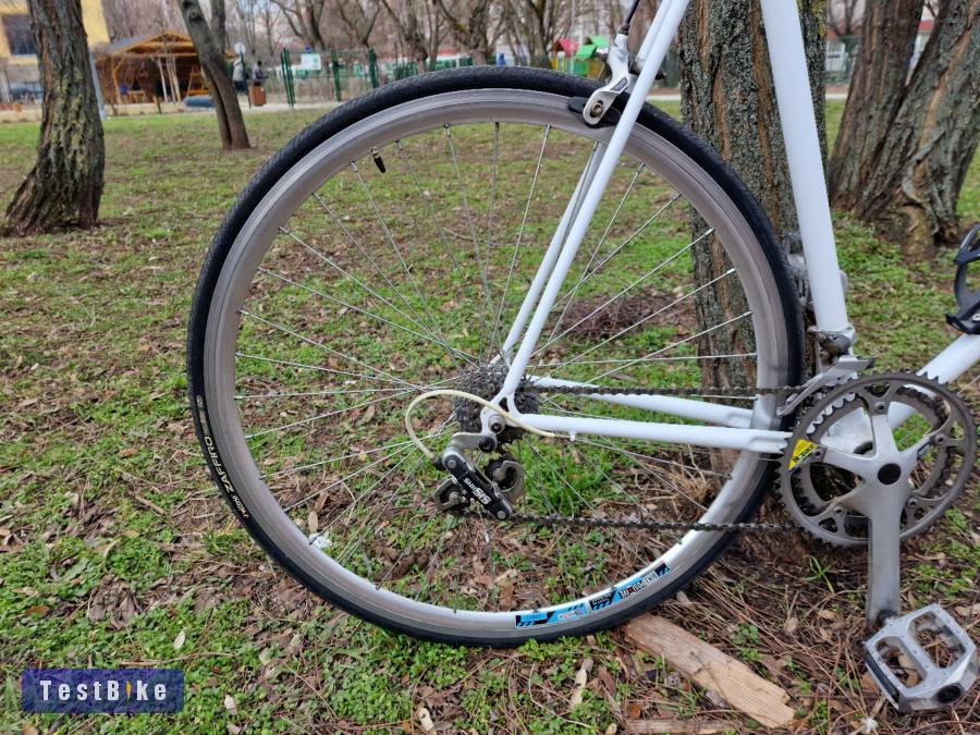 KTM Strada országúti 62cm nagy váz, felújítva keveset futott