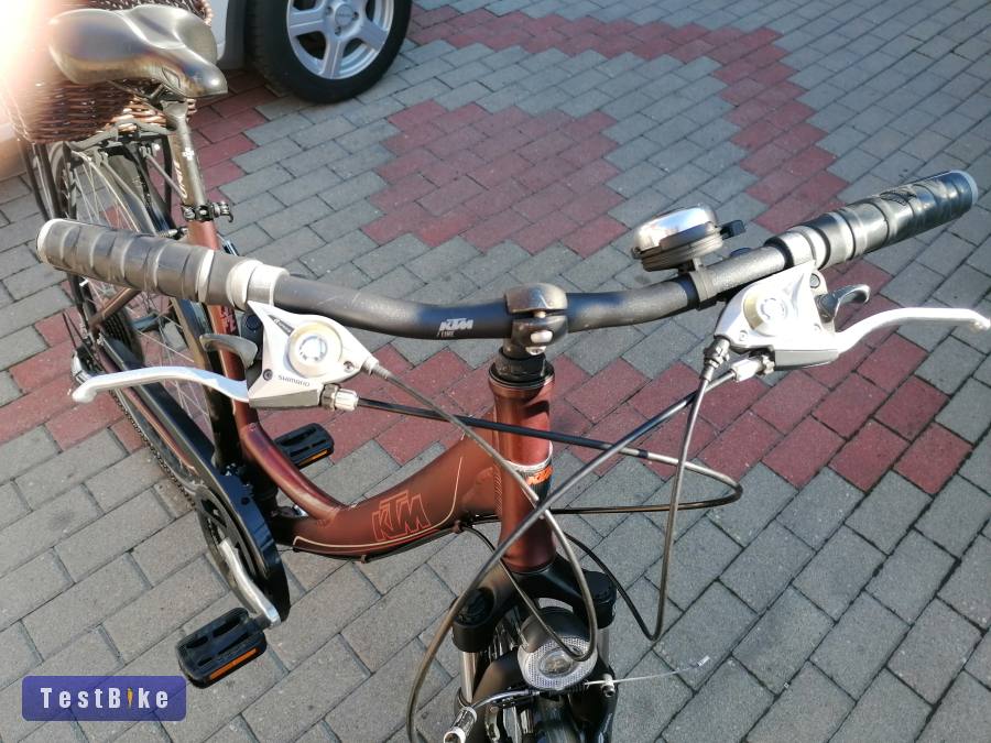 KTM trekking 51 vázméretű, 28 kerékméretű. 