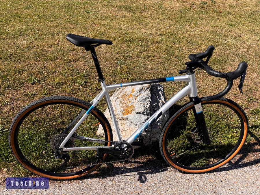 KTM X-Strada 10 Pro — Gravel kerékpár — Tubeless