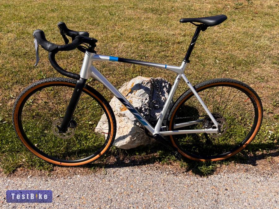 KTM X-Strada 10 Pro — Gravel kerékpár — Tubeless