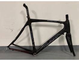 Kuota Kredo XL carbon vĂĄzszett