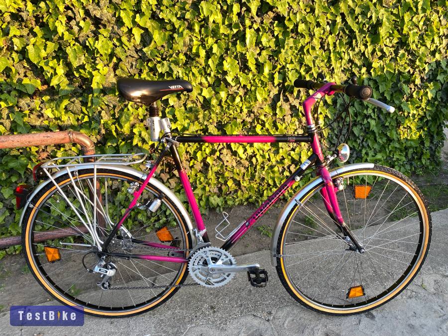 Kuwahara Pacer 28" acél vázas trekking túra kerékpár