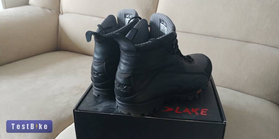 Lake MXZ200 téli kerékpáros bakancs