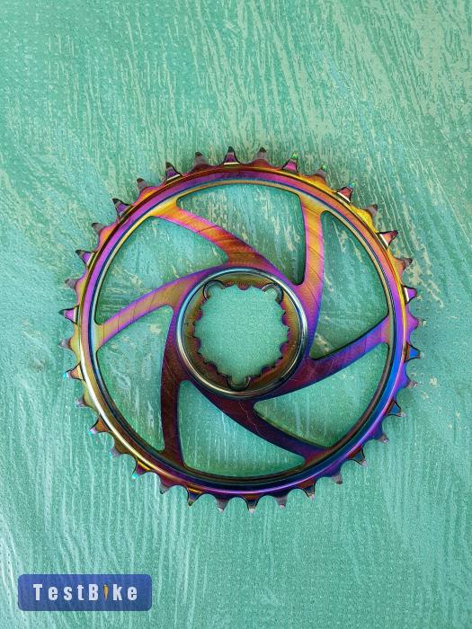 Lánctányér 36 fog, direct mount rögzítés.