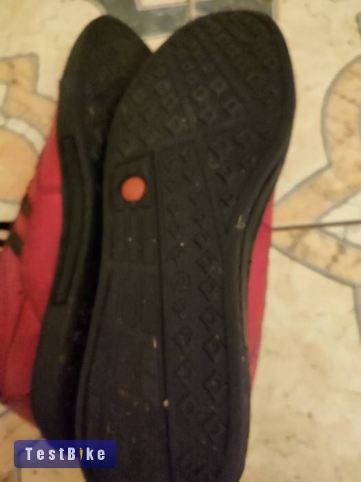 Lasocki bőr utcai cipő 41-42 vadi új állapot valódi bőr