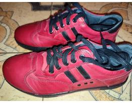 Lasocki bőr utcai cipő 41-42 vadi új állapot valódi bőr