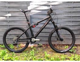Liteville 301 MK8 26" 1x10 140mm  felsőcső horpadt
