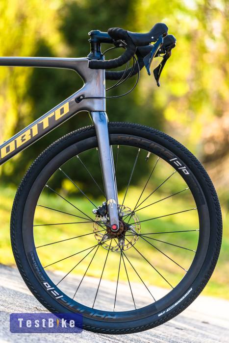 Lobito GV08 (56) karbon gravel kerékpár