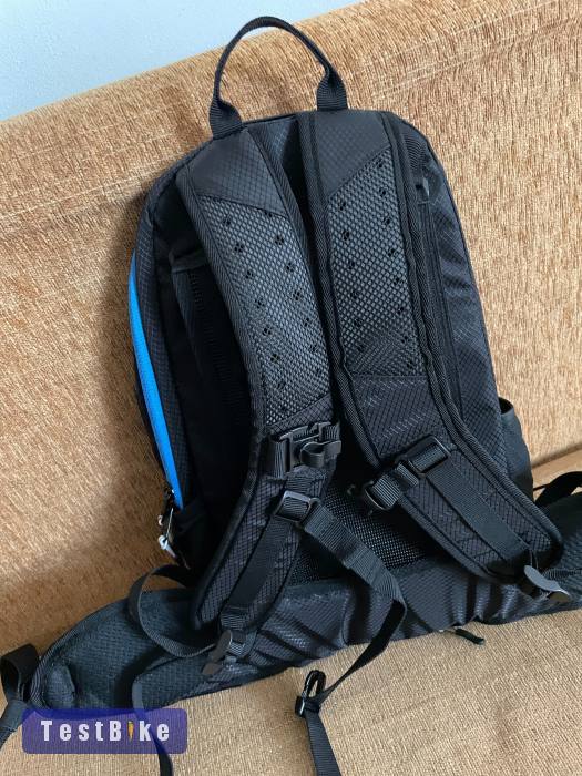 M-Wave Rough Ride hátizsák 15L