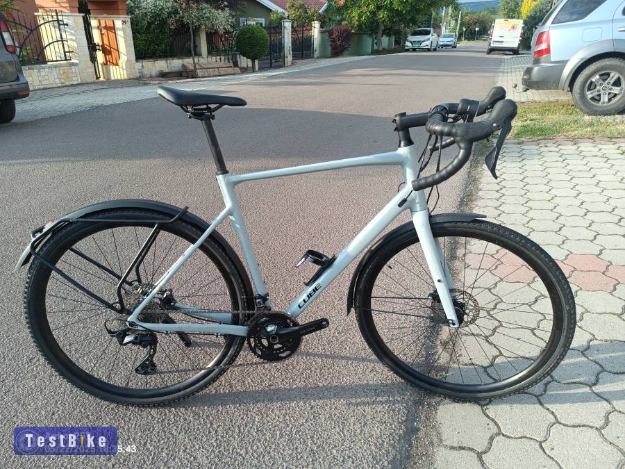 Magas világjárók kerékpárja Cube Nuroad Race XL!