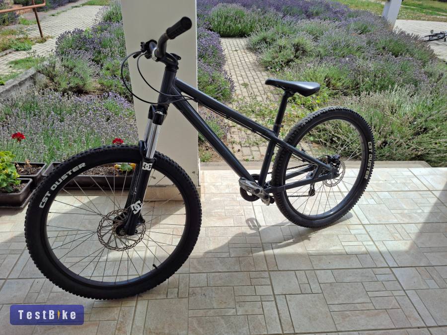 Magellan polarx dirt jumper