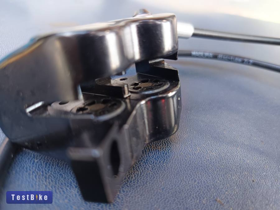 Magura five5 4 dugattyús első fék