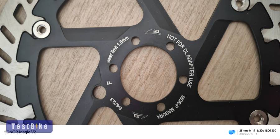 Magura 203mm féktácsa, betét + csavar