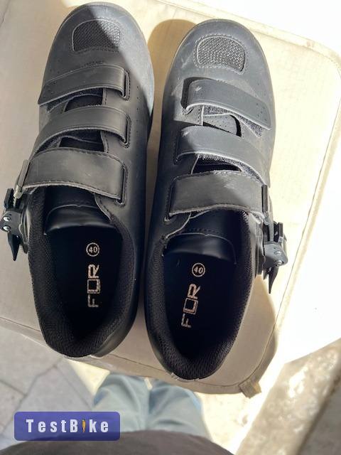 majdnem új FLR F67 fekete 40